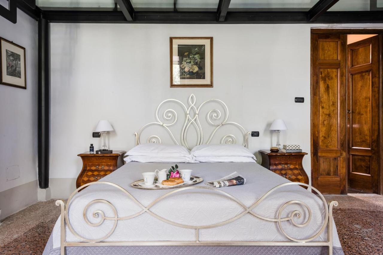Villa Guinigi Dimora Di Epoca Exclusive Residence & Pool Лукка Экстерьер фото